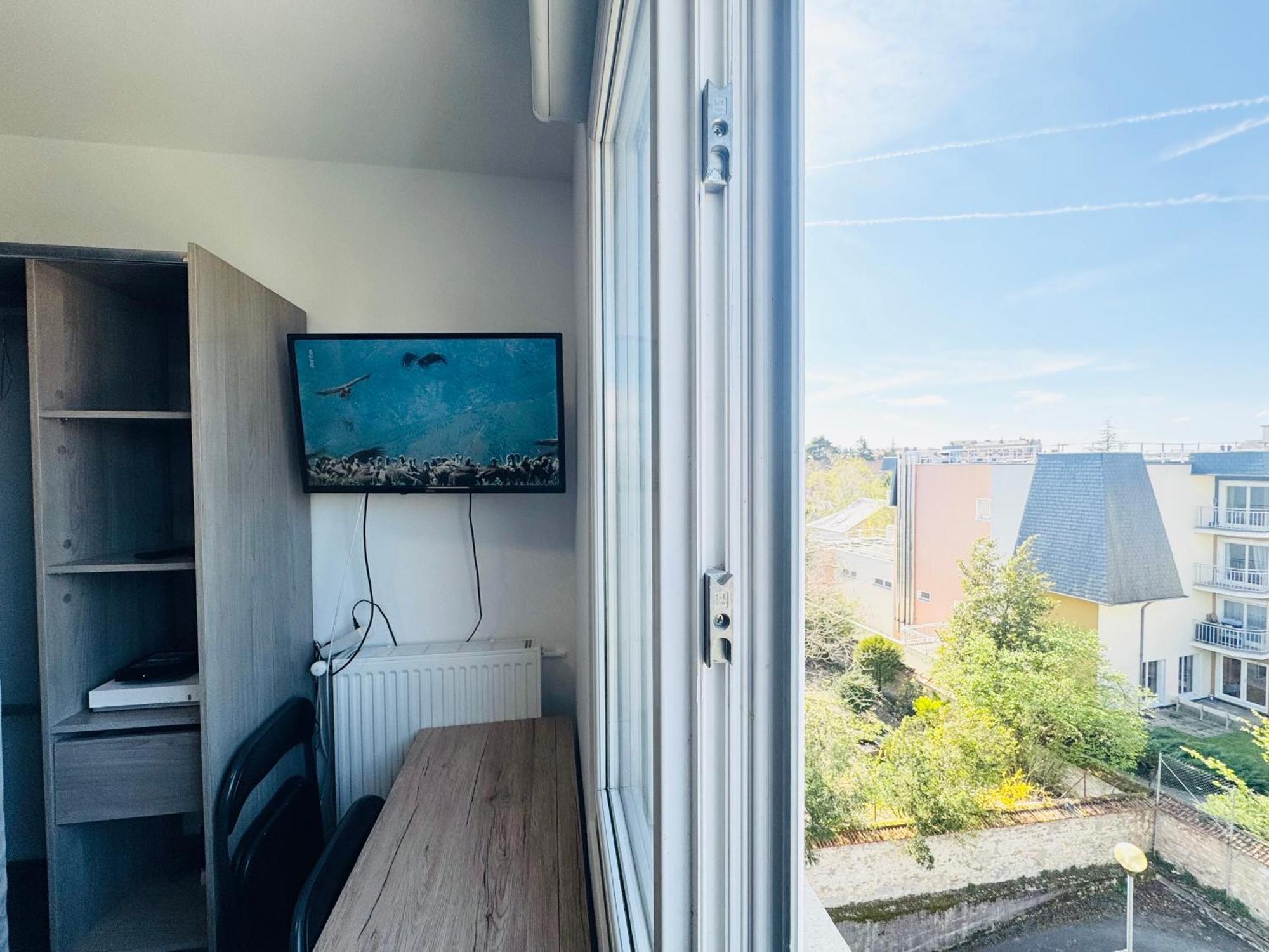 Studio A 300 Metres De La Gare Et 25 Minutes De Paris En Train Melun Exteriör bild